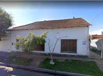 Casa · 680m² · 6 Ambientes · 2 Cocheras · Casa - Llavallol