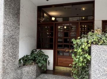 Departamento · 85m² · 12 Ambientes · 1 Cochera · Laprida 1140