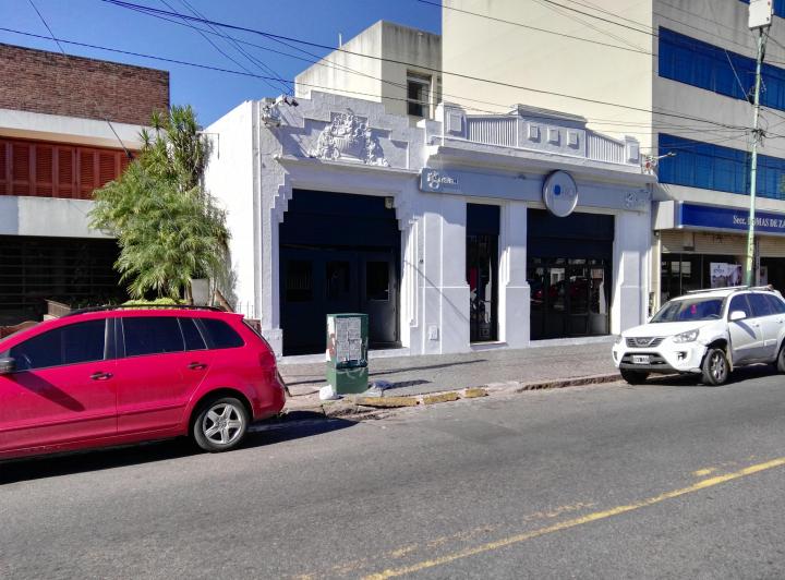 Local comercial · 600m²