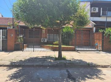 Casa de 3 ambientes, San Isidro · Casa - Mart. - Santa Fe/fleming