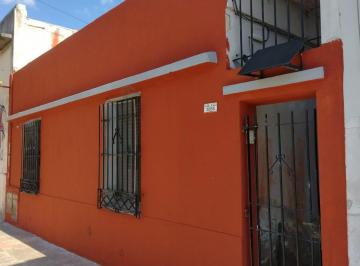 Casa de 5 ambientes, Lanús · Casa con Depto Al Fondo! Apto Credito