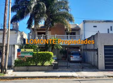Casa de 5 ambientes, Lanús · Hermosa Casa de 5 Amb. Se Escuchan Ofertas!