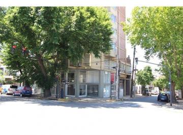 Local comercial · 165m² · Locales - en Esquina - Olivos, Gran Bs. As. Norte