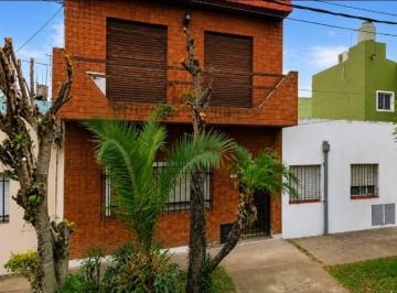 Casa · 157m² · 4 Ambientes · El Palomar Venta de Casa Tipo Triplex de 3 Dorm. 2 Baños Patio F: 8046