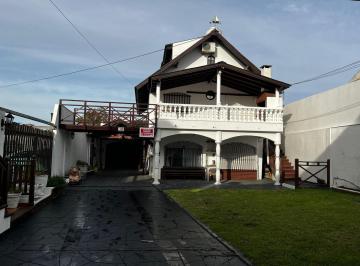 Casa · 264m² · 1 Cochera · Casa - Santa Teresita