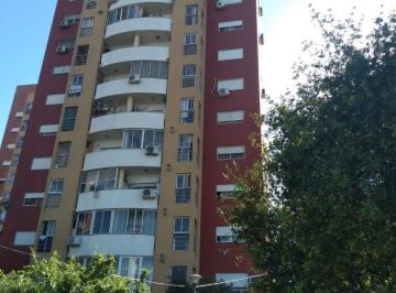 Departamento · 52m² · 3 Ambientes · 1 Cochera · Venta - Depto 3 Ambientes C/ Cochera - Villa Madero