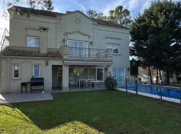 Casa de 7 ambientes, Esteban Echeverría · Casa 7 Ambientes con Piscina Venta Saint Thomas Sur Canning