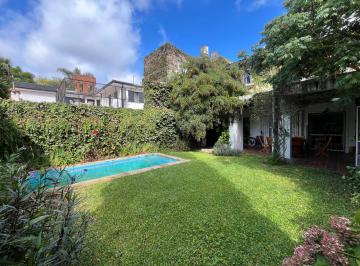 Casa · 170m² · 3 Ambientes · 1 Cochera · Excelente Casa de 2 Plantas en Venta en Alberdi