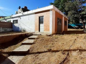 Casa · 90m² · 2 Ambientes · 1 Cochera · Se Vende Casa en Mina Clavero