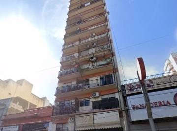 Departamento · 40m² · 2 Ambientes · 2 Amb Al Frente, Super Centrico! Frente a La Plaza