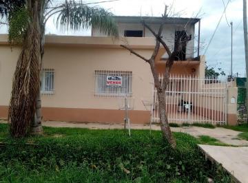 Casa · 10m² · Casa en Venta en Calle Don Orione 385