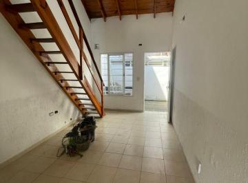PH de 2 ambientes, La Matanza · PH 2 Ambientes con Patio, 33 m² Construidos, en Venta Villa Luzuriaga