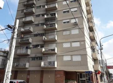 Departamento · 40m² · 2 Ambientes · 1 Cochera · Departamento en Venta en Ramos Mejia