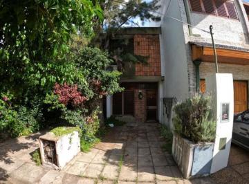 Casa · 80m² · 3 Ambientes · 1 Cochera · Duplex en Venta en Villa Sarmiento