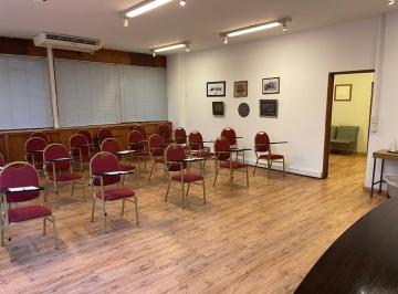Oficina comercial · 140m² · 1 Ambiente · Oficina en Alquiler Bariloche Center - Bariloche Centro