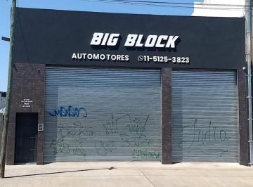Bodega-Galpón · 225m² · Galpon en Venta en Moron