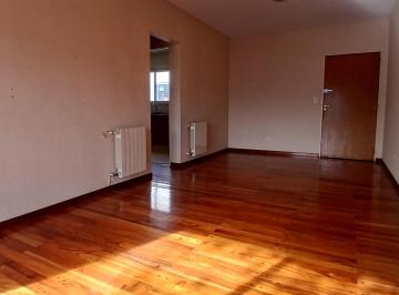 Departamento de 3 ambientes, Villa del Parque · Dueño Directo - Impecable 3 Amb. Al Frente