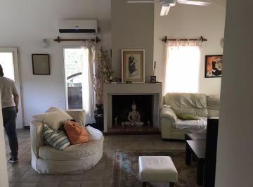 Casa · 300m² · 4 Ambientes · 2 Cocheras · Casa Alquiler Moreno San Patricio