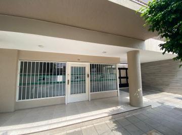 Local comercial · 82m² · Venta