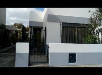 Casa de 4 ambientes, Lanús · Se Vende Casa en Lanus