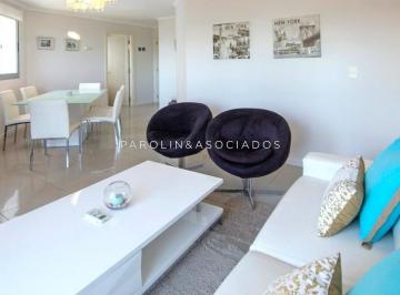 Foto1 · Lindo Apartamento en Venta de 2 Dorm. en Ocean Drive, Punta del Este.