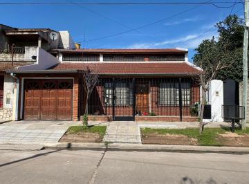 Casa de 4 ambientes, Lomas de Zamora · Llavallol Oportunidad Casa en Venta 4 Dorm Jardin Piscina