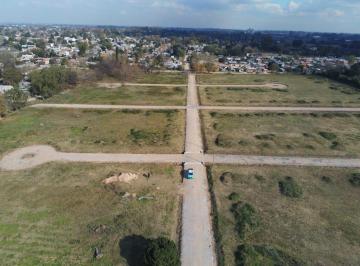 Terreno · 300m² · Venta Lotes en Barrio Semi Cerrado La Lomada