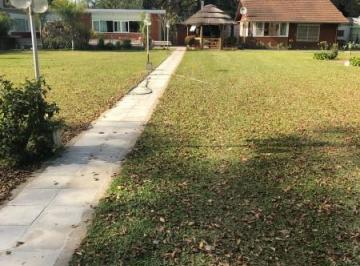 Casa de 5 ambientes, Moreno · Casa Quinta con Dos Casas Separadas en Francisco Alvarez - Parque Gorriti