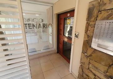 Departamento de 2 ambientes, Córdoba · Centro - Vendo Depto 1 Dorm. Sobre Duarte Quirós - Pegado Facultad de Derecho