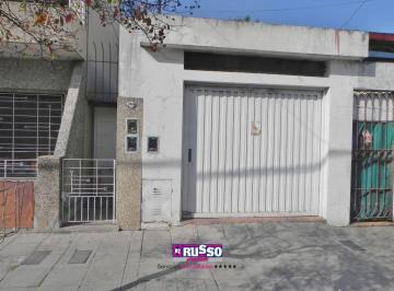RUS-RUS-8657_2 · Venta Departamento 5 Ambientes San Justo