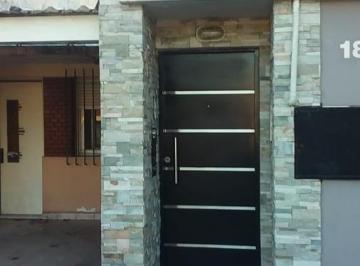 PH · 75m² · 3 Ambientes · Casa - Lanús Este