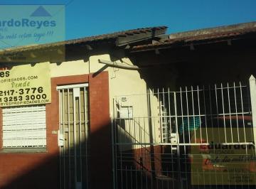 PH · 108m² · 4 Ambientes · 1 Cochera · Casa - Lanús