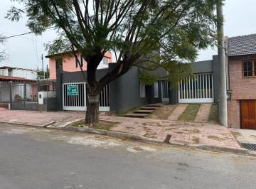 Foto · Casa Venta Oportunidad! Apta Credito Hipotecario 3 Dorm. Barrio Uritorco 285 m² Cubiertos