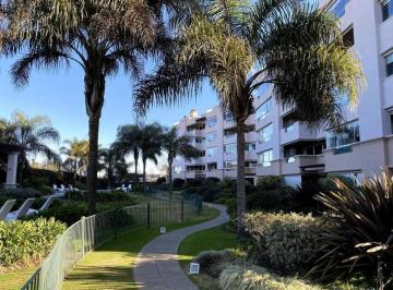 Departamento · 120m² · 4 Ambientes · 2 Cocheras · Departamento de 3 Dorm. de Categoría en Venta en Village Plaza