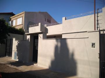 Casa de 3 ambientes, Vicente López · Olivos - Muy Buena Casa en 1 Planta con 2 Dorm y Quincho