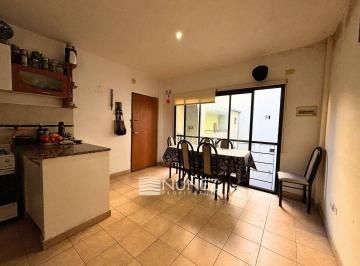 ANC-ANC-381_2 · Venta Departamento 2 Ambientes Bernal Centro