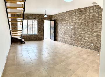 Departamento de 3 ambientes, Lomas de Zamora · Duplex de 3 Ambientes en Alquiler con Cochera Sin Expensas