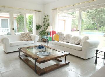 Foto1 · Hermosa Casa con Todas Las Comodidades