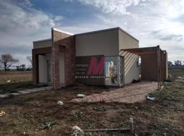 Casa · 85m² · 3 Ambientes · Venta Urgente en Pergamino Barrio Exclusivo. Nueva a Estrenar
