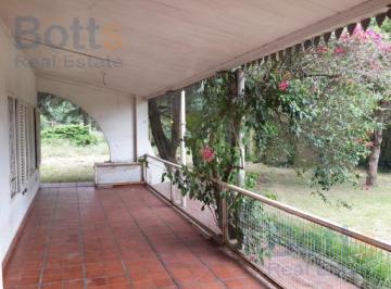Quinta vacacional · 130m² · 5 Ambientes · 2 Cocheras · Venta de Casa Quinta en Ranelagh - Berazategui