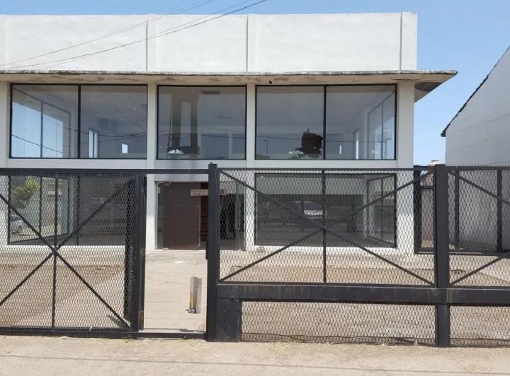 Local comercial · 480m² · 1 Cochera