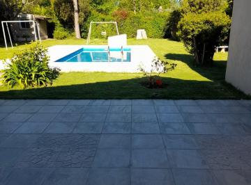 Quinta vacacional de 4 ambientes, Ezeiza · Venta Casa Quinta 4 Ambientes C/piscina, Lote de 1272 m² en El Trébol