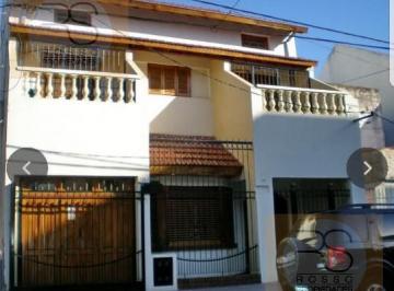 Casa · 420m² · 6 Ambientes · 2 Cocheras · Chalet 6 Ambientes en Venta - Ramos Mejia