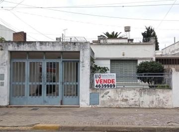 Casa · 108m² · 3 Ambientes · 1 Cochera · Casa - Roque Saenz Peña