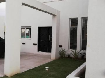 Casa · 128m² · Casa - Countries/b. Cerrado (Pilar)
