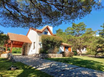 Casa · 755m² · 5 Ambientes · 1 Cochera · Chalet con Gas Natural en Venta Merlo San Luis Country Club Chumamaya! Club House: Canchas de Teni