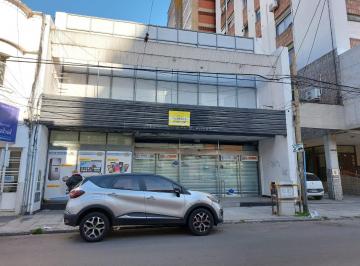 Local comercial · 461m² · Importante Local Para Entidad Bancaria, Financieras, Hospitalarias y Supermercado.