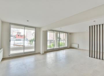 Departamento · 135m² · 5 Ambientes · 1 Cochera · Departamento - Centro