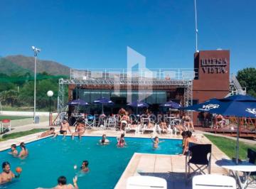 Quinta vacacional · 200m² · 2 Ambientes · Complejo de Cabañas y Recreativo.