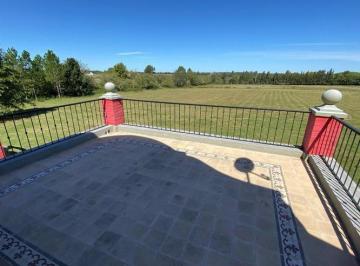 Campo · 380m² · 6 Ambientes · Venta Campo Chacra 5 Has Parquizadas 420 m² Construídos Excelente Casco Casa de Caseros Baradero